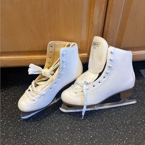 Women's White Ice Skates